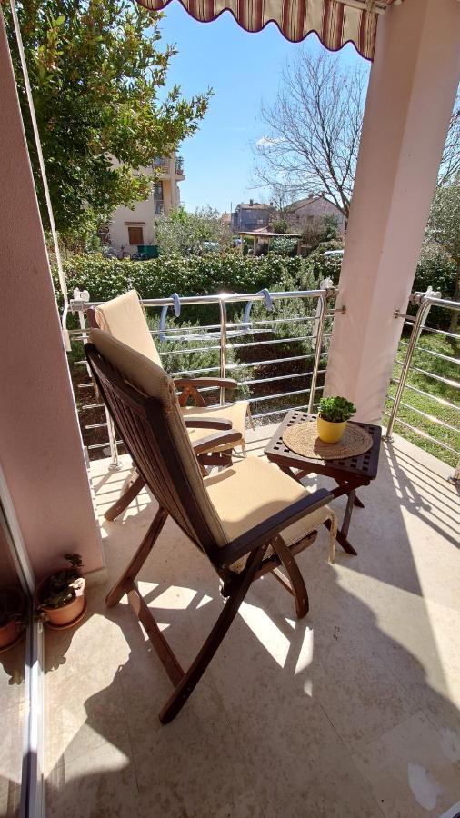 Apartments Lola Ровинь Экстерьер фото