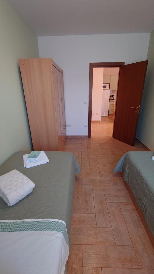 Apartments Lola Ровинь Экстерьер фото